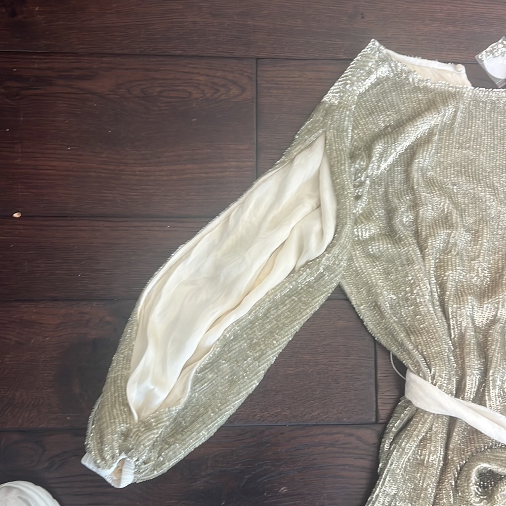 Retrofete gold dress open sleeve - Picture 5 of 6